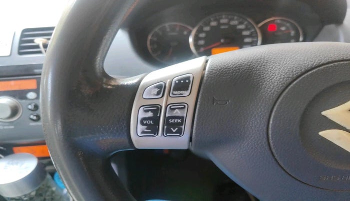 2010 Maruti Swift Dzire ZXI, CNG, Manual, 1,30,544 km, interior