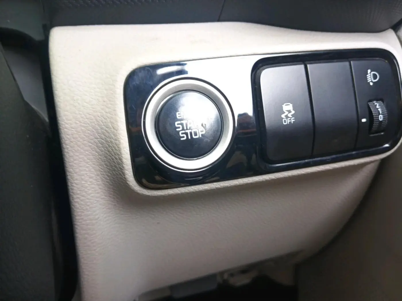 2022 KIA SONET HTX 1.5, Diesel, Manual, 51,720 km, interior