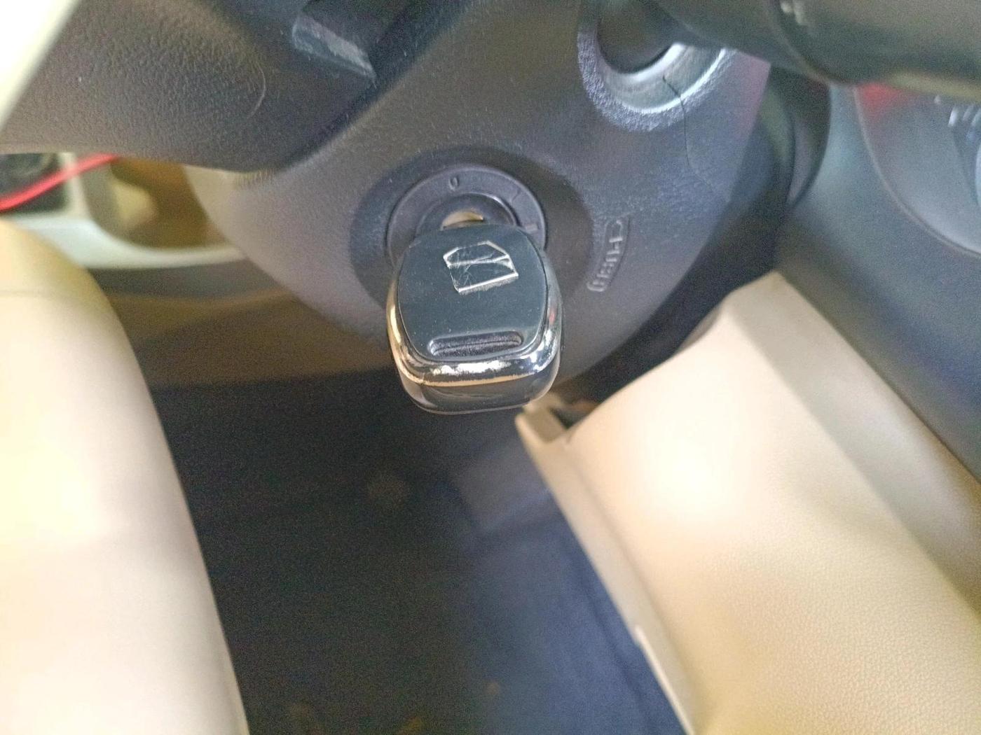 2011 Honda City 1.5L I-VTEC S MT, CNG, Manual, 1,23,168 km, interior
