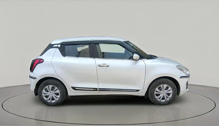 2019 Maruti Swift VXI, CNG, Manual, 92,595 km, exterior