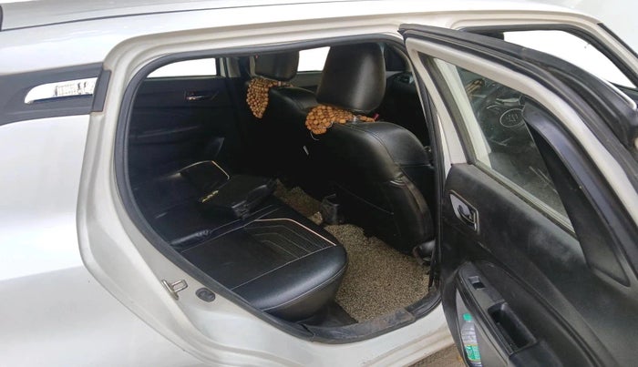 2019 Maruti Swift VXI, CNG, Manual, 92,595 km, interior