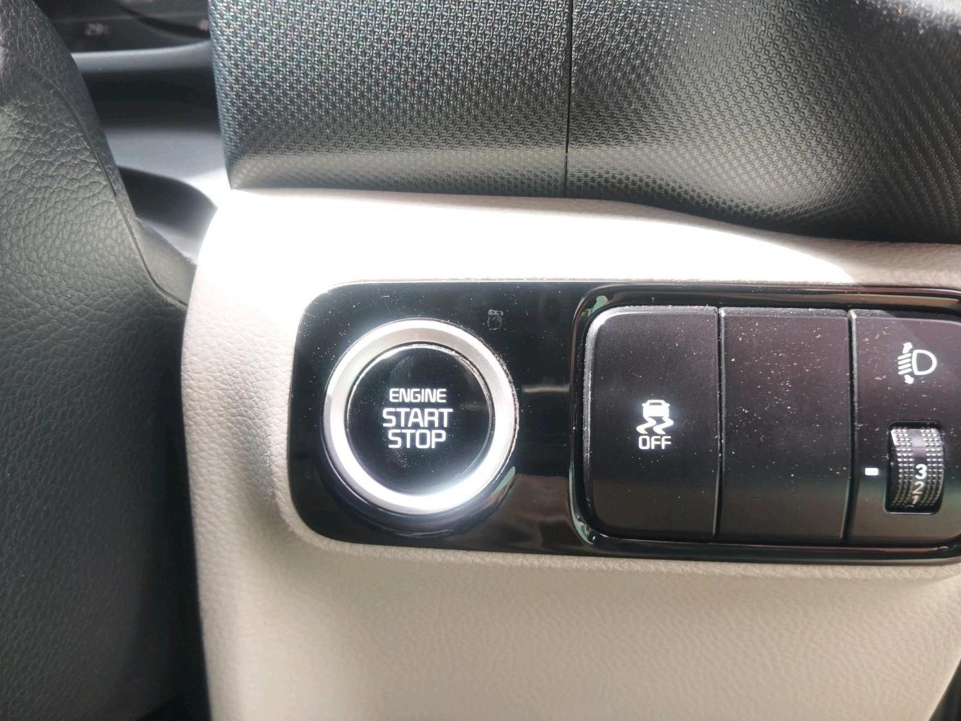 2022 KIA SONET HTX PLUS 1.5, Diesel, Manual, 45,062 km, interior