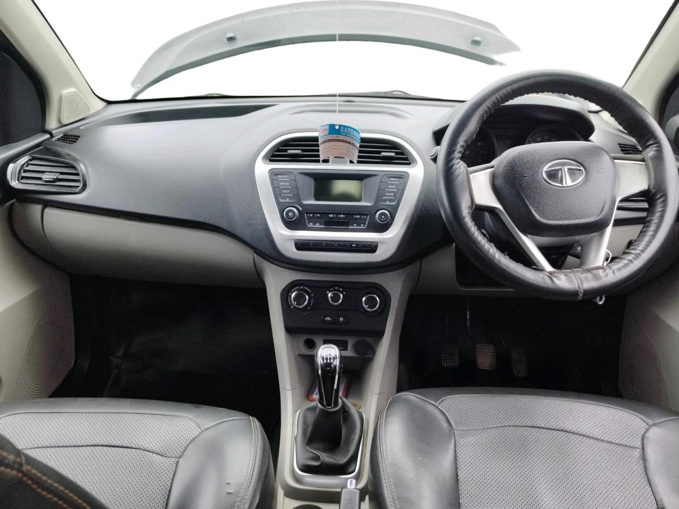 2016 Tata Tiago XT PETROL, CNG, Manual, 75,638 km, interior