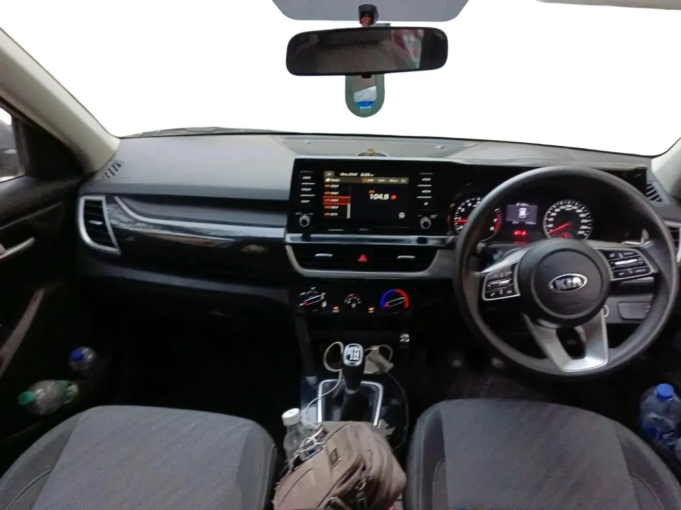 2020 KIA SELTOS HTK PLUS 1.5, Petrol, Manual, 17,438 km, interior