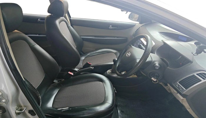 2013 Hyundai i20 MAGNA 1.2, Petrol, Manual, 56,495 km, interior