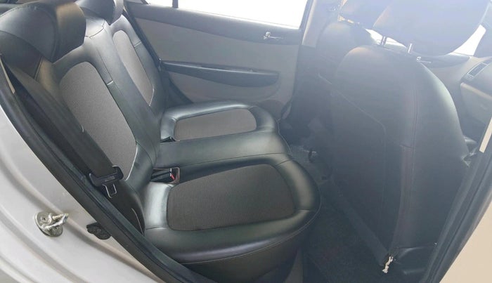 2013 Hyundai i20 MAGNA 1.2, Petrol, Manual, 56,495 km, interior