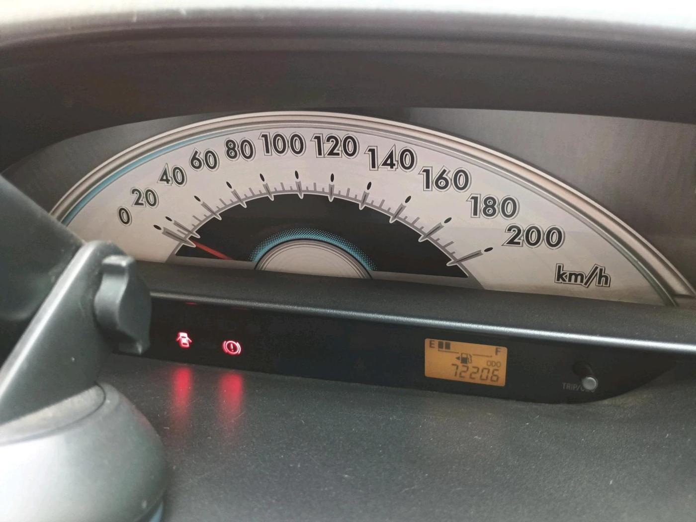 2011 Toyota Etios Liva G, Petrol, Manual, 72,206 km, interior