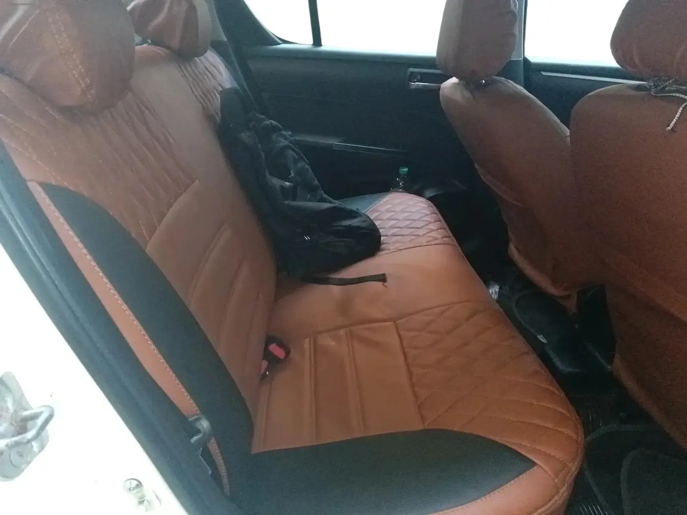 2012 Maruti Swift VXI, Petrol, Manual, 99,390 km, interior