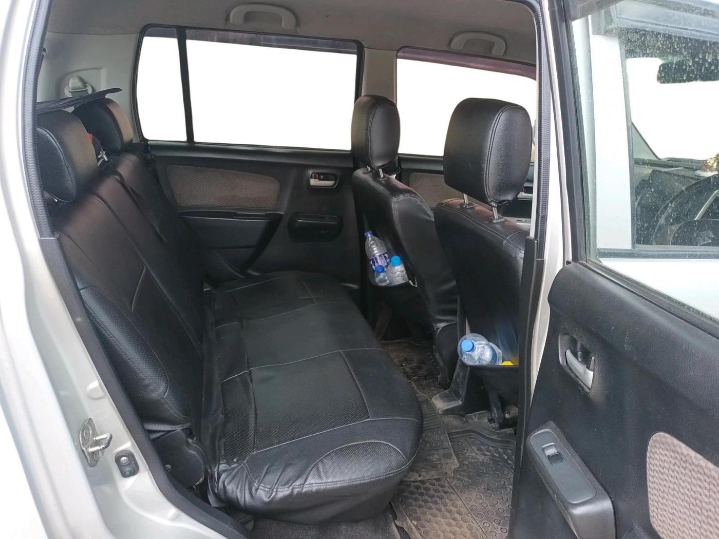 2015 Maruti Wagon R 1.0 LXI CNG, CNG, Manual, 78,965 km, interior