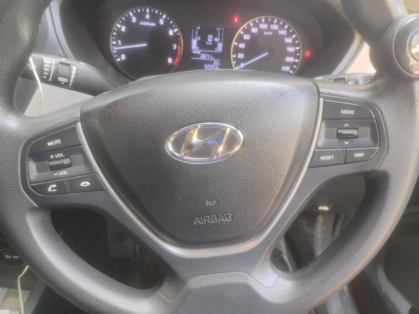 2016 Hyundai Elite i20 SPORTZ 1.2, Petrol, Manual, 92,253 km, interior