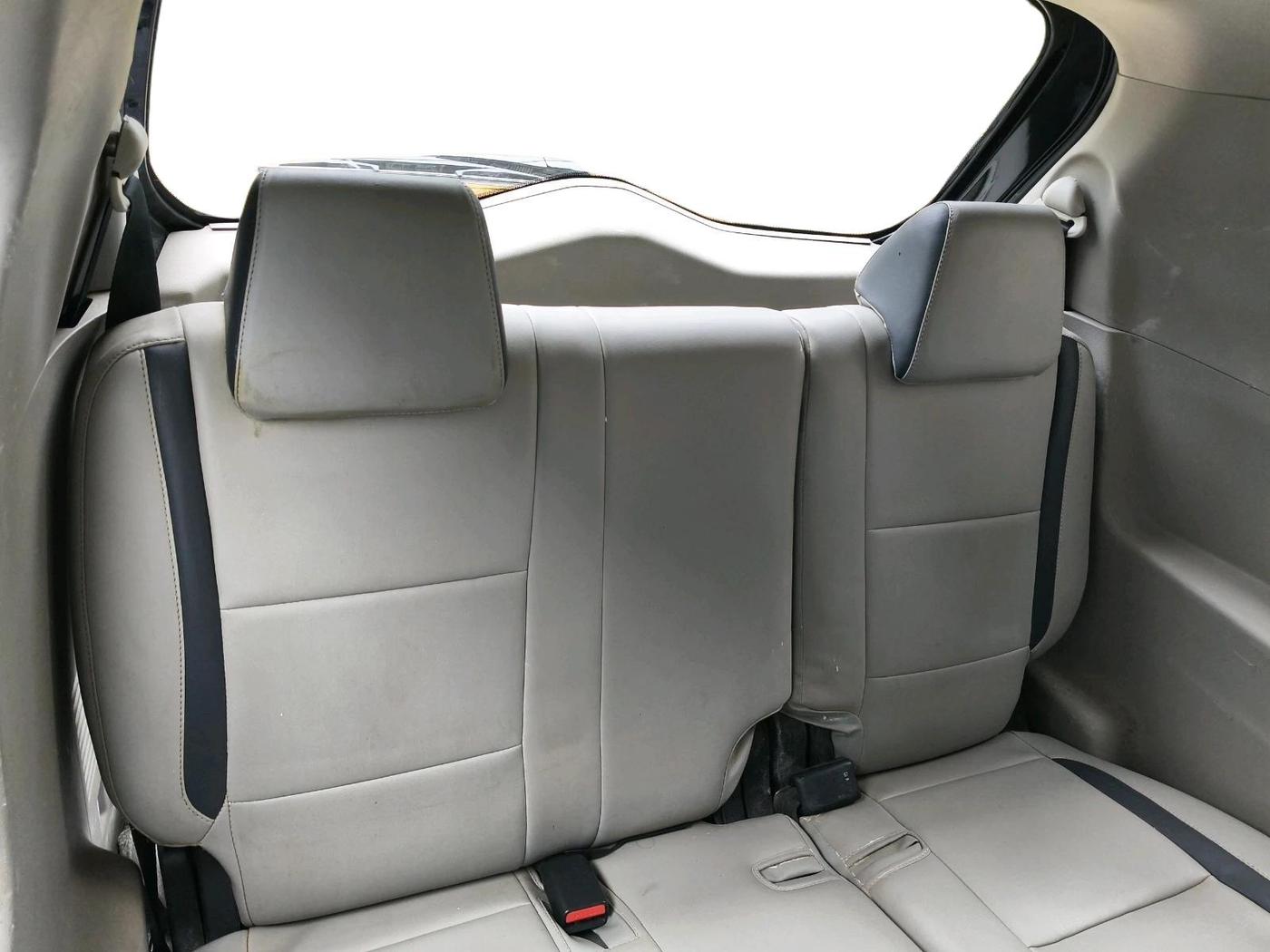 2018 Mahindra MARAZZO M6 7 STR, Diesel, Manual, 91,528 km, interior