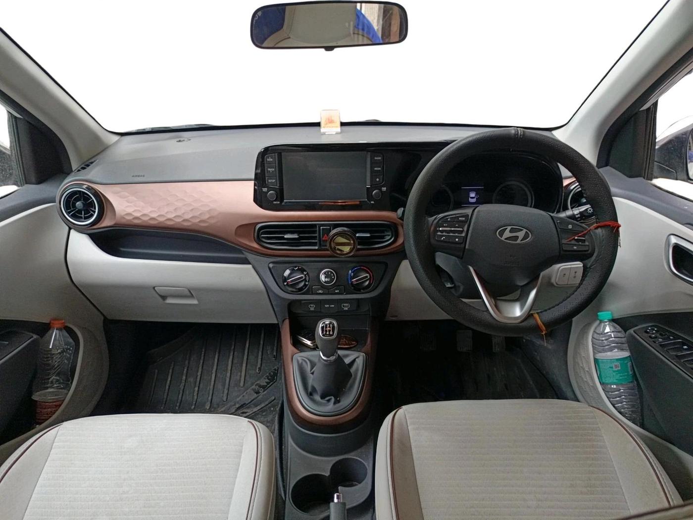 2024 Hyundai AURA SX 1.2 CNG, CNG, Manual, 20,321 km, interior