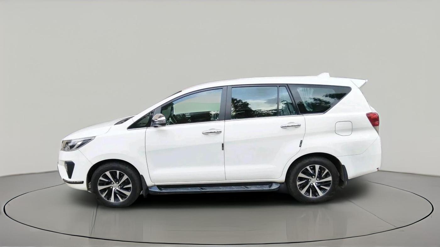 2021 Toyota Innova Crysta 2.4 ZX AT 7 STR, Diesel, Automatic, 47,329 km, exterior