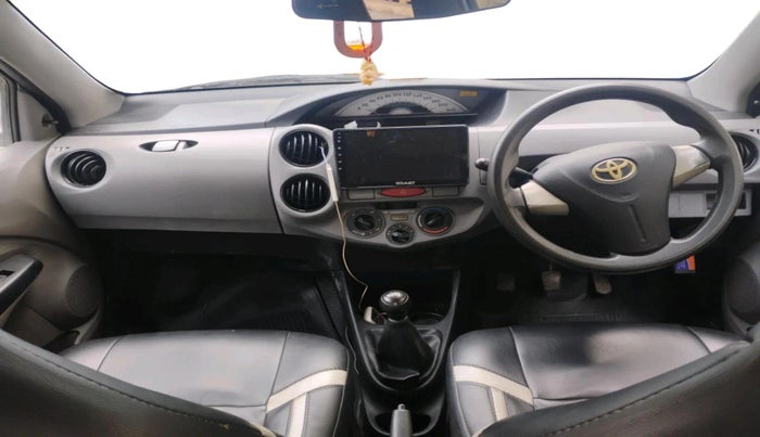 2011 Toyota Etios G, Petrol, Manual, 5,10,000 km, interior