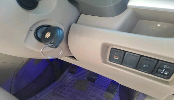 2012 Maruti Ertiga ZDI, Diesel, Manual, 82,719 km, interior