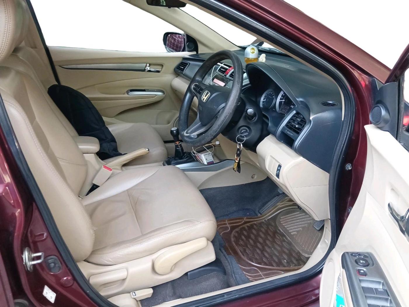 2013 Honda City 1.5L I-VTEC V MT, Petrol, Manual, 99,154 km, interior