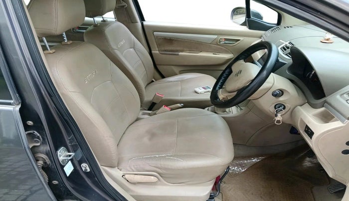 2014 Maruti Ertiga VXI CNG, CNG, Manual, 1,10,429 km, interior