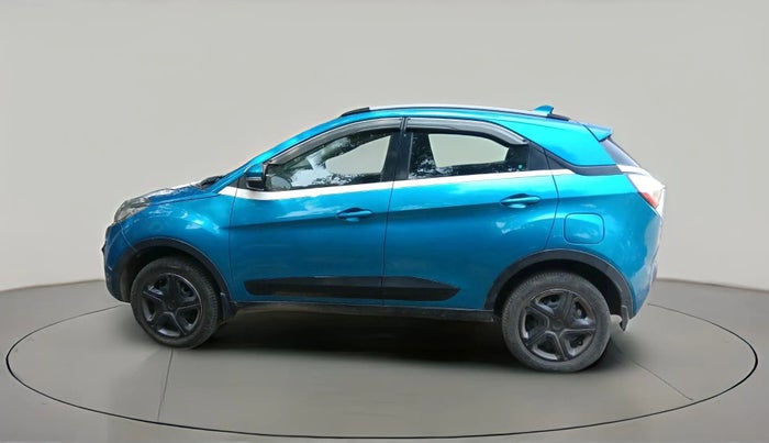 2018 Tata NEXON XT PETROL, CNG, Manual, 38,984 km, exterior