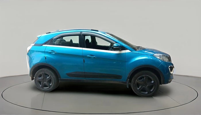 2018 Tata NEXON XT PETROL, CNG, Manual, 38,984 km, exterior