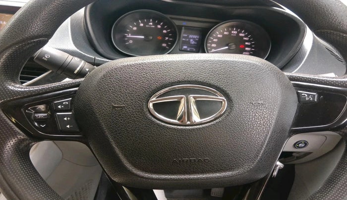 2018 Tata NEXON XT PETROL, CNG, Manual, 38,984 km, interior