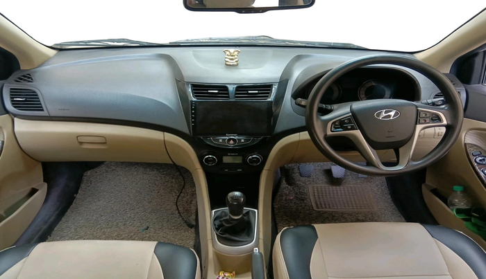 2013 Hyundai Verna FLUIDIC 1.6 CRDI SX, Diesel, Manual, 80,500 km, interior
