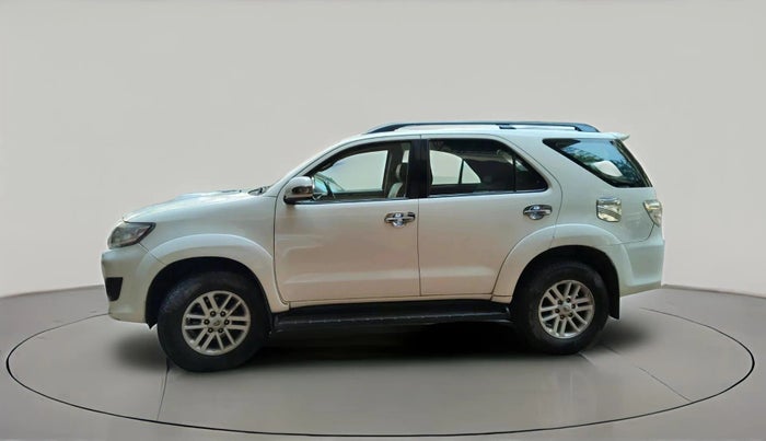 2012 Toyota Fortuner 3.0 4X2 AT, Diesel, Automatic, 1,79,182 km, exterior