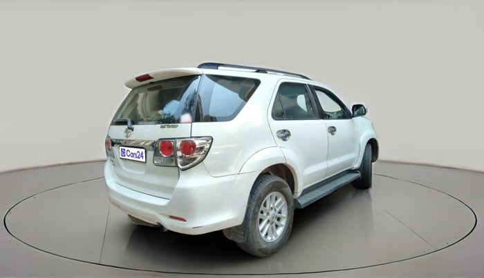 2012 Toyota Fortuner 3.0 4X2 AT, Diesel, Automatic, 1,79,182 km, exterior