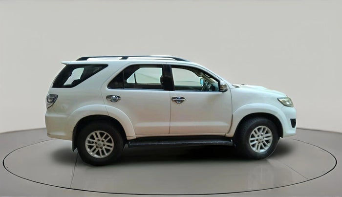 2012 Toyota Fortuner 3.0 4X2 AT, Diesel, Automatic, 1,79,182 km, exterior