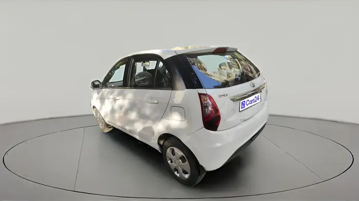 2015 Tata Bolt XM REVOTRON, Petrol, Manual, 56,800 km, exterior