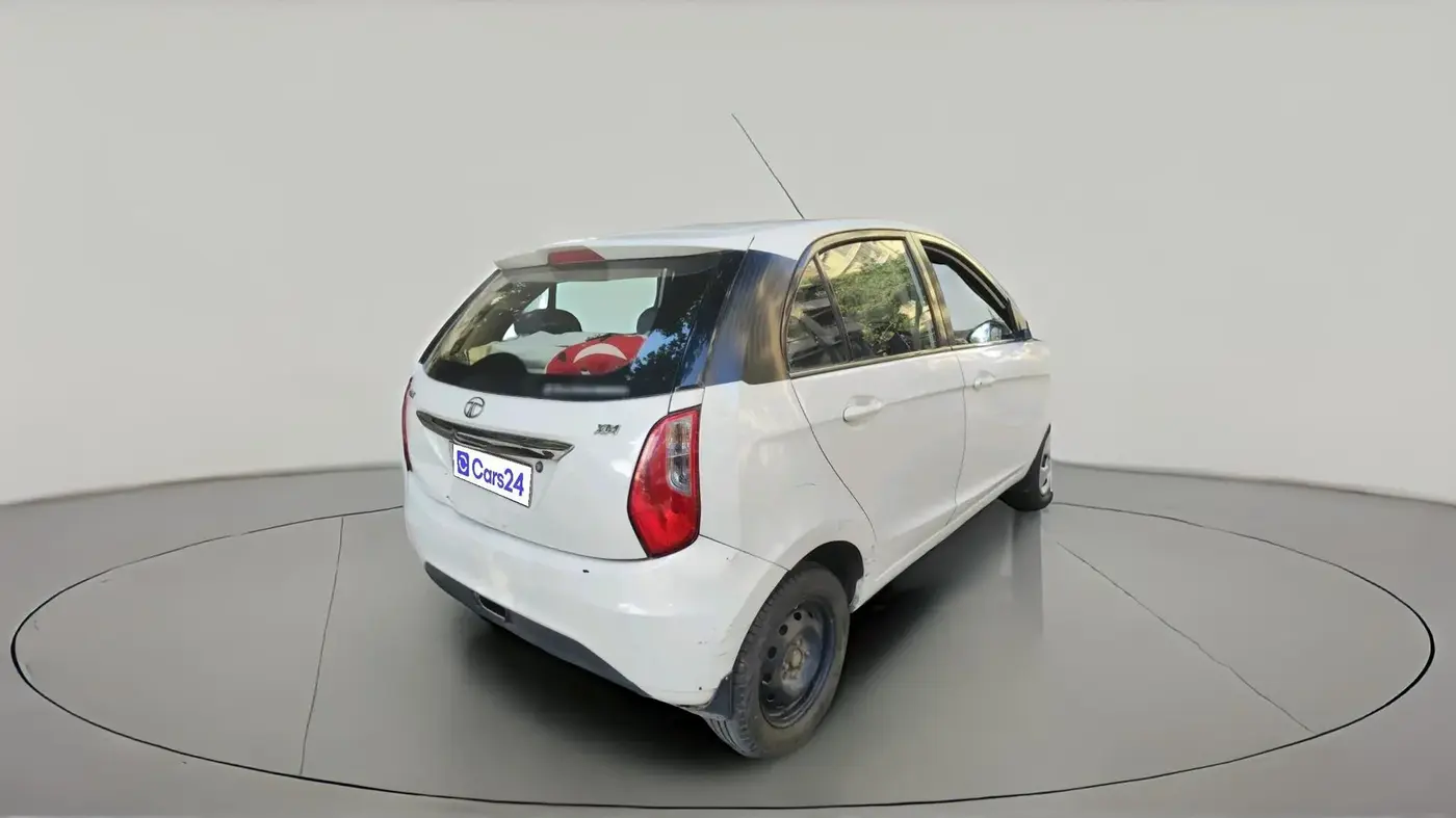2015 Tata Bolt XM REVOTRON, Petrol, Manual, 56,800 km, exterior