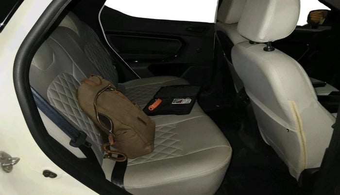 2024 Renault Kiger RXT AMT, Petrol, Automatic, 5,534 km, interior