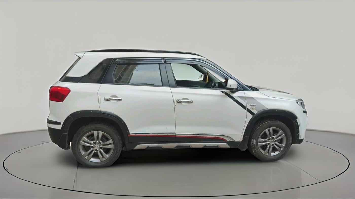 2016 Maruti Vitara Brezza VDI, Diesel, Manual, 1,36,986 km, exterior