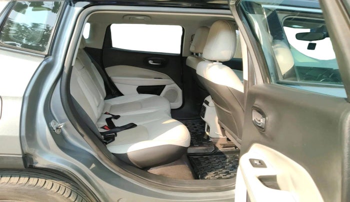 2018 Jeep Compass LIMITED (O) 2.0 DIESEL, Diesel, Manual, 1,07,872 km, interior