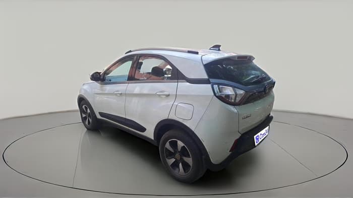 2018 Tata NEXON XZ PLUS DIESEL, Diesel, Manual, 1,20,436 km, exterior