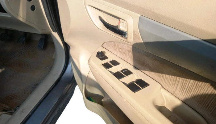 2015 Maruti Ertiga VDI, Diesel, Manual, 78,683 km, interior