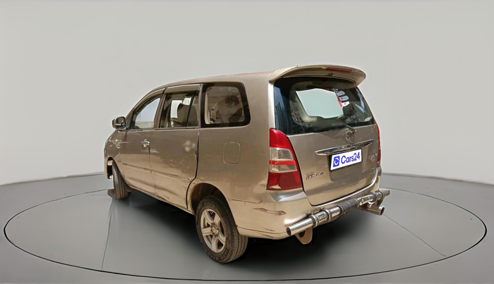 2007 Toyota Innova 2.0 G4, Petrol, Manual, 2,49,774 km, exterior