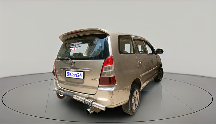 2007 Toyota Innova 2.0 G4, Petrol, Manual, 2,49,774 km, exterior