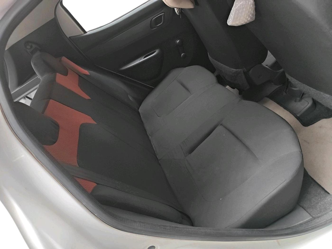 2015 Renault Kwid RXL, Petrol, Manual, 14,450 km, interior