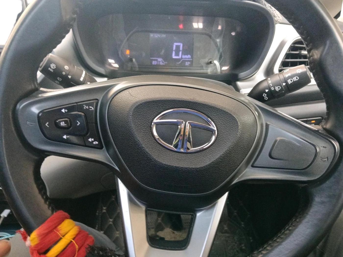 2023 Tata ALTROZ XZ PLUS SUNROOF CNG, CNG, Manual, 83,116 km, interior