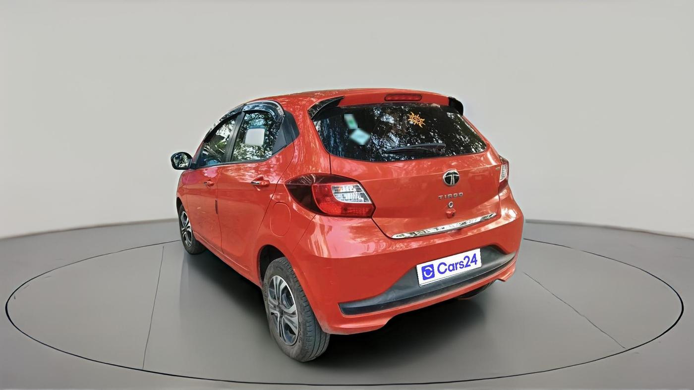 2024 Tata Tiago  XZA Plus CNG, CNG, Automatic, 42,476 km, exterior