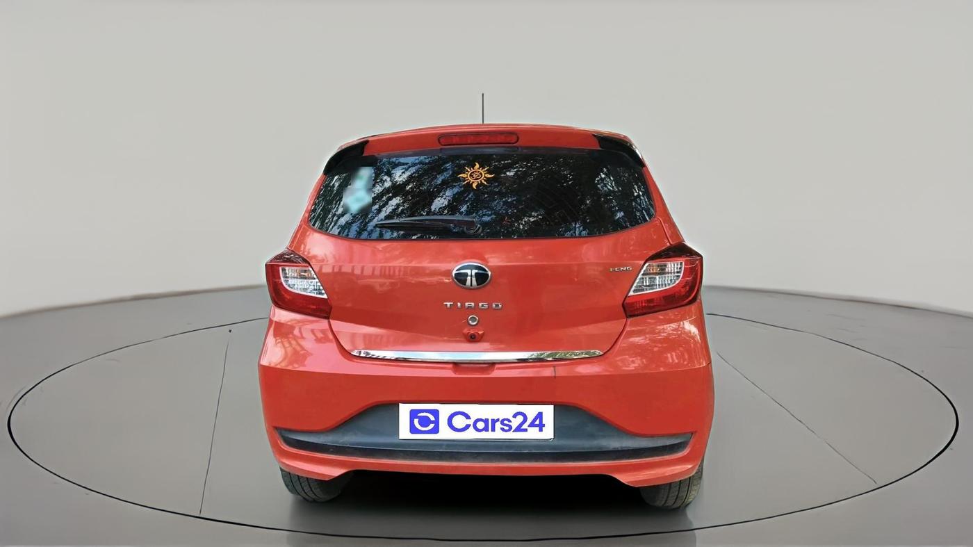 2024 Tata Tiago  XZA Plus CNG, CNG, Automatic, 42,476 km, exterior
