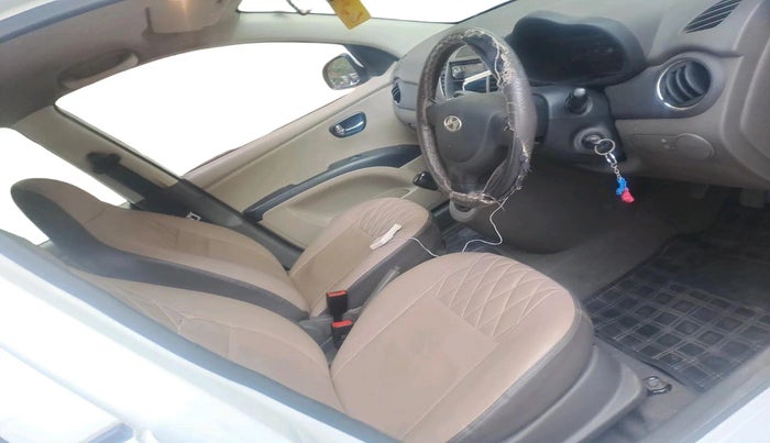 2013 Hyundai i10 MAGNA 1.2, Petrol, Manual, 92,889 km, interior