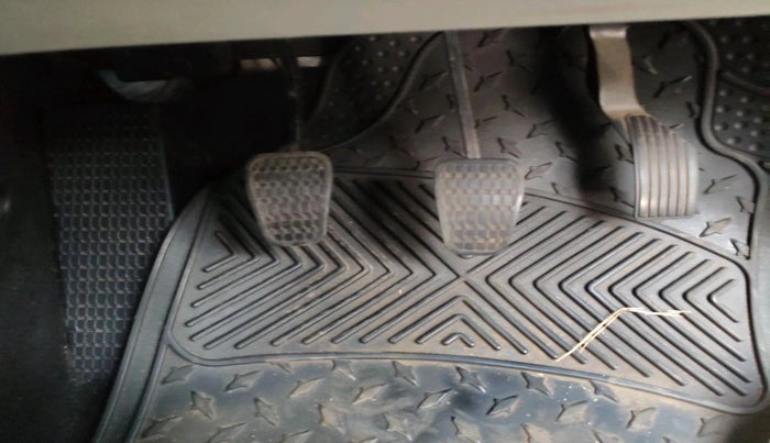 2025 Tata ALTROZ XZ PLUS O SUNROOF CNG, CNG, Manual, 24,134 km, interior