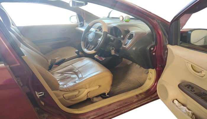 2013 Honda Amaze 1.2L I-VTEC S, CNG, Manual, 87,150 km, interior