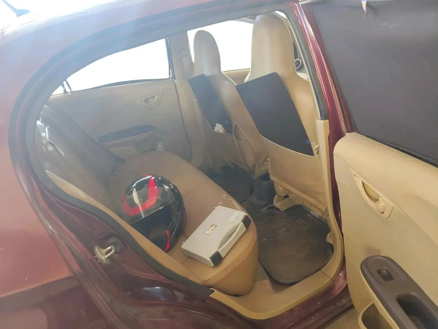 2013 Honda Amaze 1.2L I-VTEC S, CNG, Manual, 87,150 km, interior