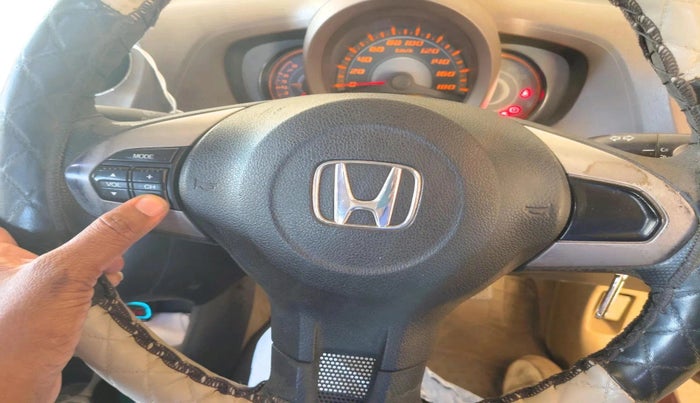 2013 Honda Amaze 1.2L I-VTEC S, CNG, Manual, 87,150 km, interior