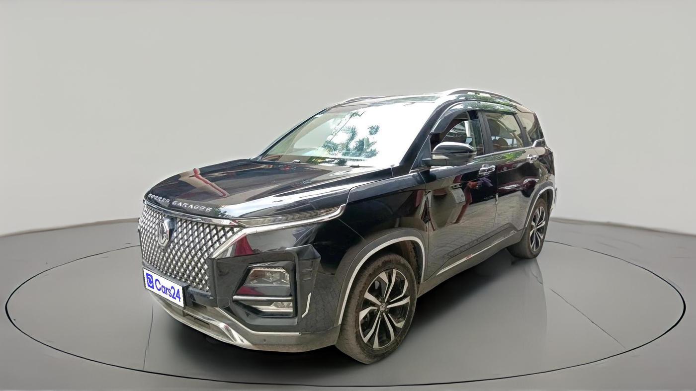 2024 MG HECTOR PLUS SHARP PRO 1.5 TURBO MT 6 STR, Petrol, Manual, 32,247 km, exterior