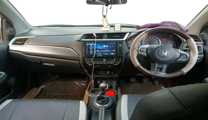 2017 Honda BR-V 1.5L I-VTEC V, Petrol, Manual, 82,702 km, interior