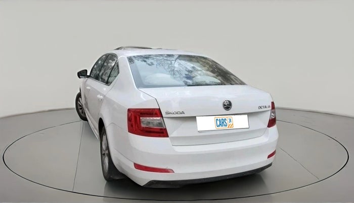 2014 Skoda Octavia AMBITION 2.0 TDI AT, Diesel, Automatic, 1,55,034 km, exterior