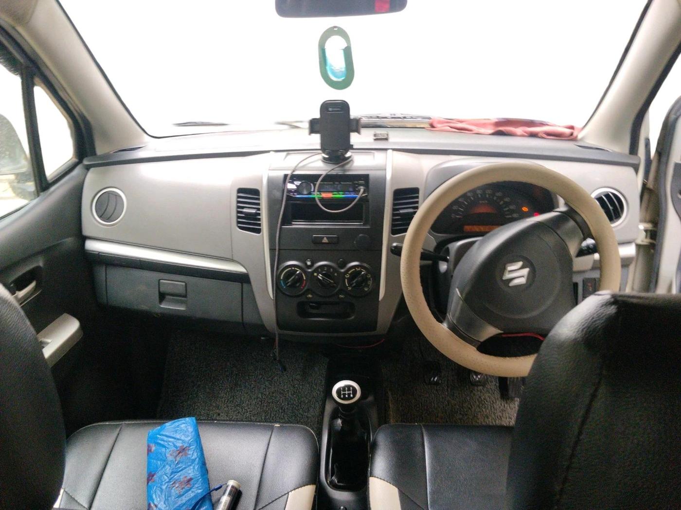 2011 Maruti Wagon R 1.0 LXI CNG, CNG, Manual, 1,18,717 km, interior